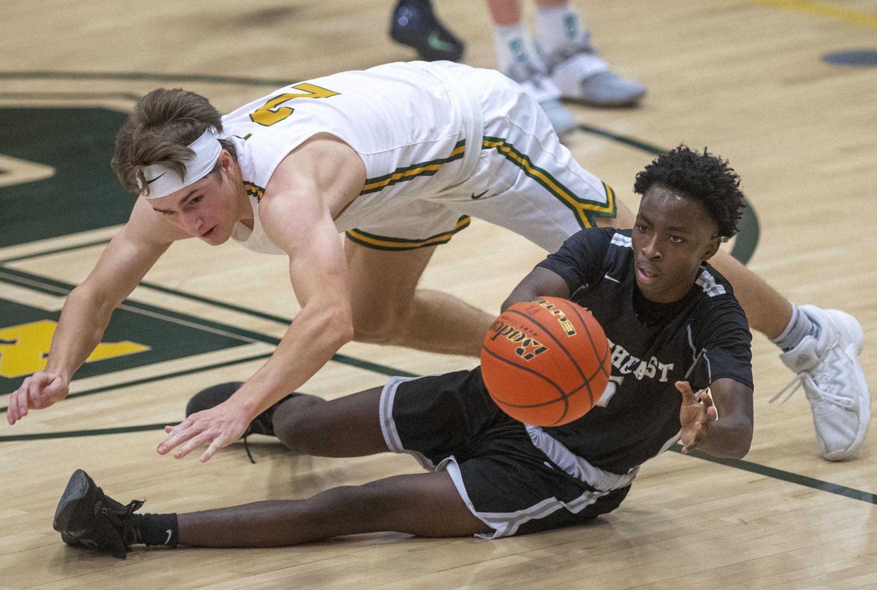 Lincoln Northeast vs. Lincoln Pius X, 1.9